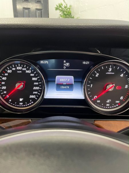 2017 Mercedes-Benz E-Class - photo 12