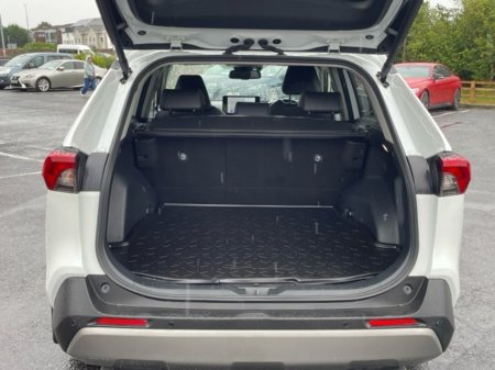 2024 Toyota RAV4 - photo 10