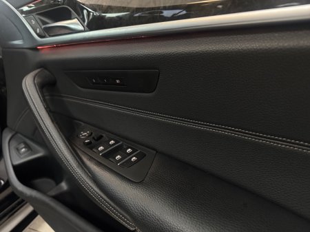 2017 BMW 5-Series - photo 12