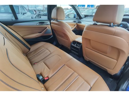 2017 BMW 5-Series - photo 12