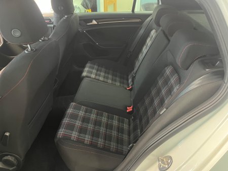 2014 Volkswagen Golf - photo 15