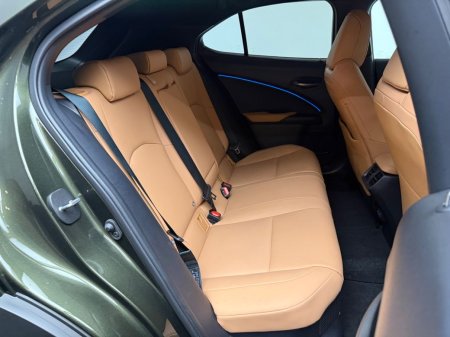 2023 Lexus UX - photo 11