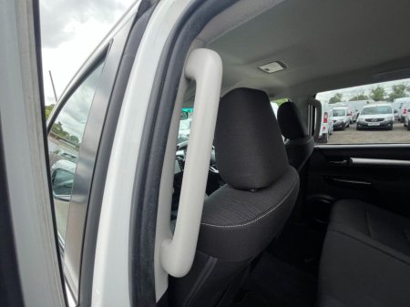 2021 Toyota Hilux - photo 11