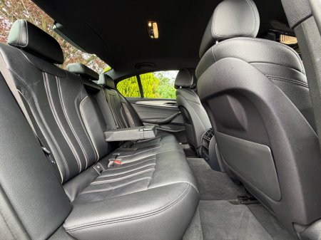 2018 BMW 5-Series - photo 12