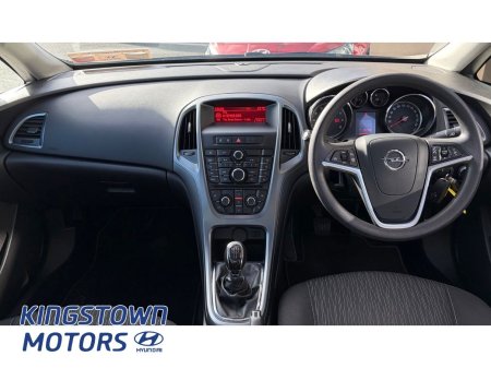 2013 Opel Astra - photo 6
