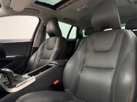 2018 Volvo V60 - photo 17