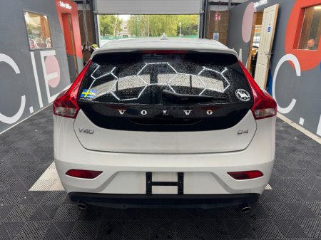 2017 Volvo V40 - photo 4