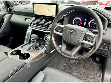 2026 Toyota Land Cruiser - photo 10