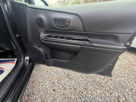 2018 Toyota Aqua - photo 13