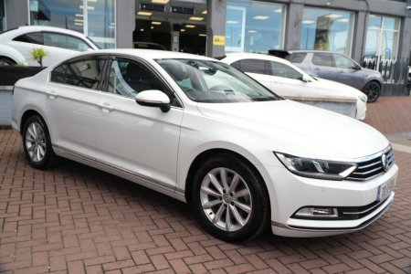 2020 Volkswagen Passat - photo 2