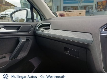 2023 Volkswagen Tiguan - photo 21
