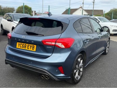2018 Ford Focus - photo 4