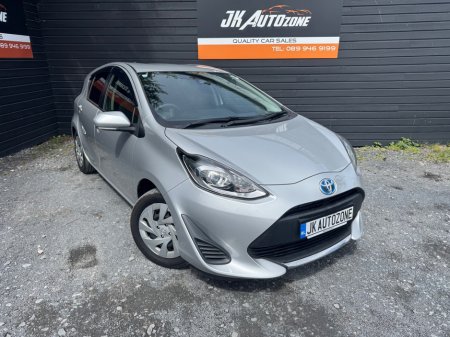 2020 Toyota Aqua 1.5 HYBRID AUTO