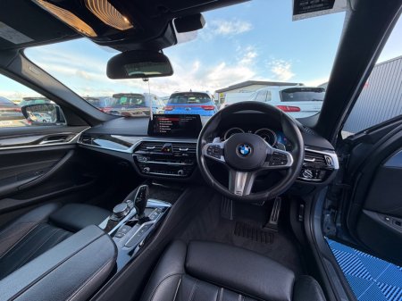 2017 BMW 5-Series - photo 24