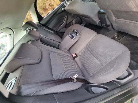 2015 Ford Focus - photo 20