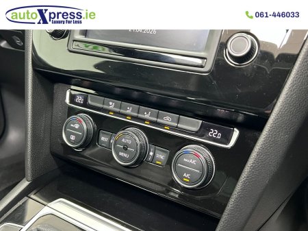 2017 Volkswagen Passat - photo 20