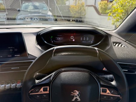 2018 Peugeot 3008 - photo 11