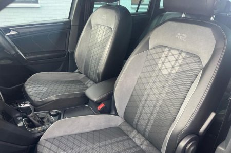 2020 Volkswagen Tiguan - photo 19