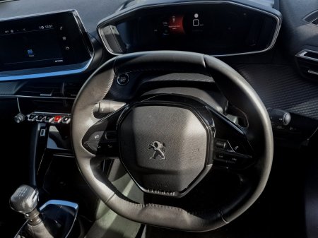 2023 Peugeot 2008 - photo 6