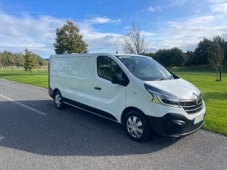 2020 Renault Trafic - photo 2