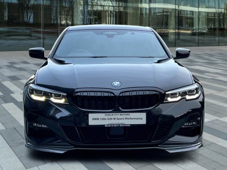 2022 BMW 3-Series - photo 2