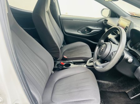 2020 Toyota Yaris - photo 19