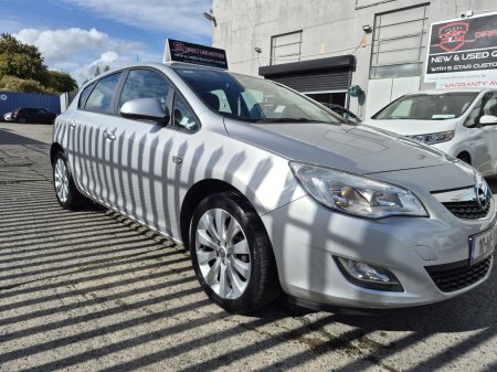 2010 Opel Astra - photo 2
