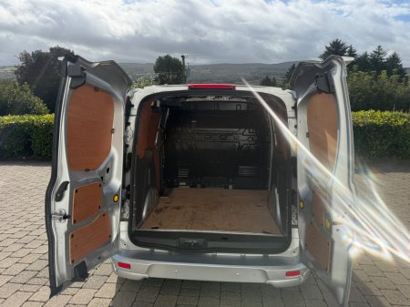 2022 Ford Transit Connect - photo 19