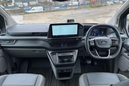 2026 Ford Transit Custom - photo 25