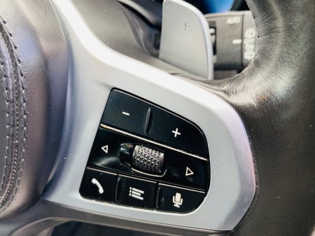 2023 BMW 5-Series - photo 21