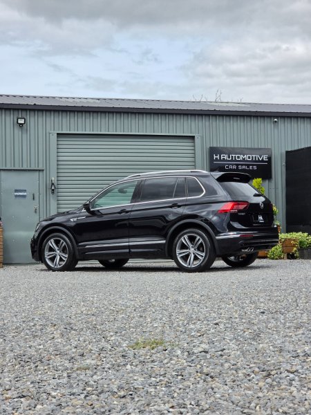 2018 Volkswagen Tiguan - photo 2