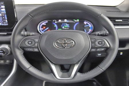 2025 Toyota RAV4 - photo 17