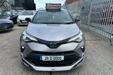2021 Toyota C-HR - photo 2