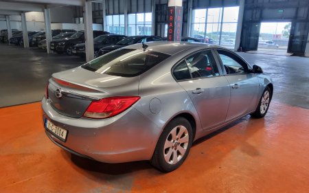 2011 Opel Insignia - photo 3