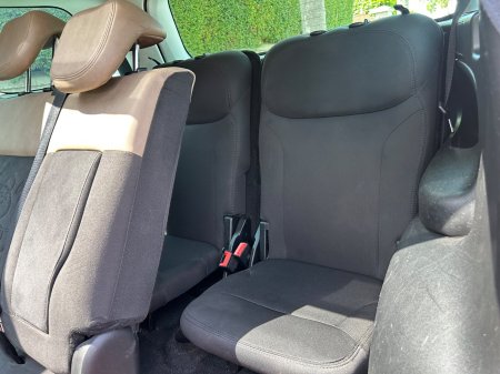 2015 Fiat 500L - photo 17