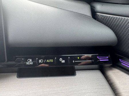 2024 BMW 5-Series - photo 28