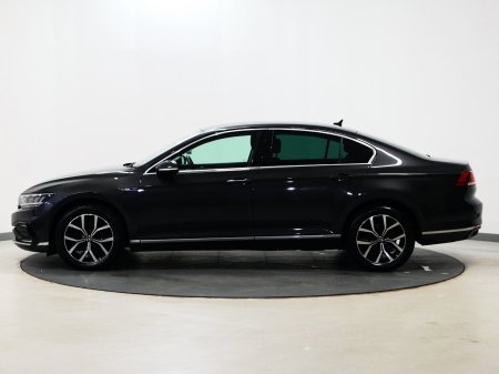 2021 Volkswagen Passat - photo 7
