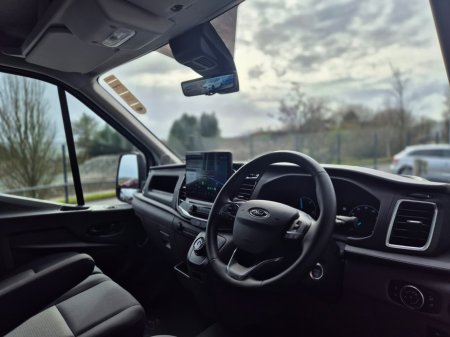 2025 Ford Transit - photo 8