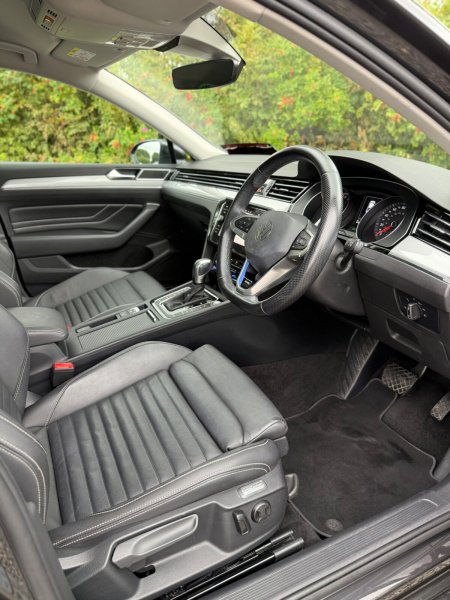 2021 Volkswagen Passat - photo 15