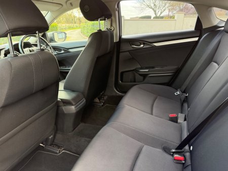 2019 Honda Civic - photo 18