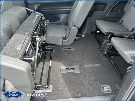 2026 Ford Tourneo Connect - photo 14
