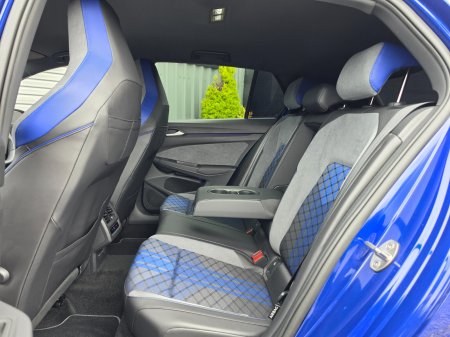 2023 Volkswagen Golf - photo 43