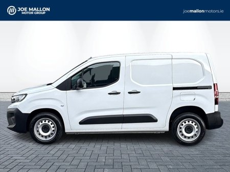2027 Peugeot Partner - photo 4