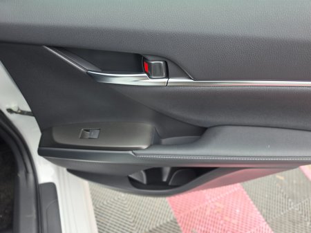 2023 Toyota Camry - photo 17