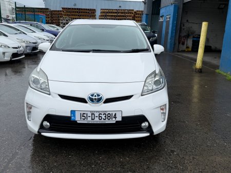 2015 Toyota Prius - photo 2