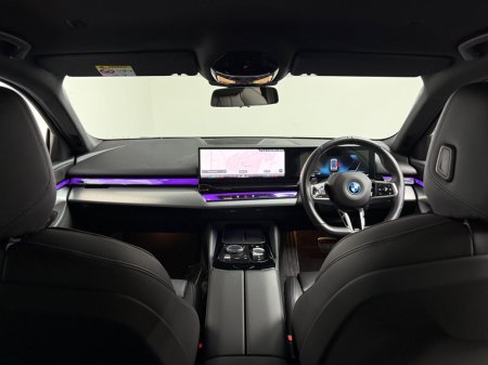 2025 BMW 5-Series - photo 14