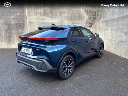 2024 Toyota C-HR - photo 2