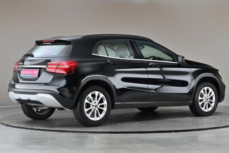 2019 Mercedes-Benz GLA - photo 10