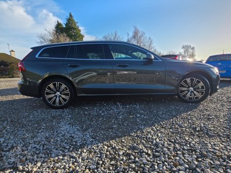 2021 Volvo V60 - photo 6
