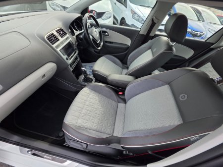2016 Volkswagen Polo - photo 10